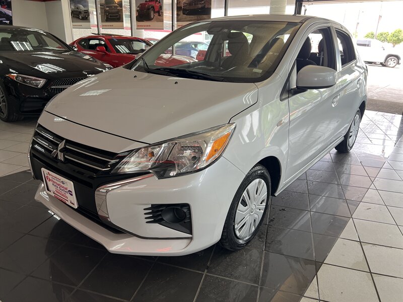 2024 Mitsubishi Mirage ES  