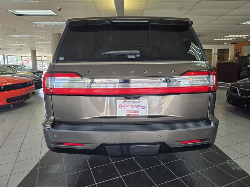 2018 Lincoln Navigator L Black Label 4DR SUX 4X4/V6 - Photo 5 - Hamilton, OH 45015