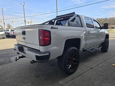 2016 Chevrolet Silverado 1500 LT-CREW CAB-4X4/Z71   - Photo 4 - Hamilton, OH 45015