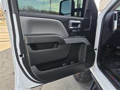 2016 Chevrolet Silverado 1500 LT-CREW CAB-4X4/Z71   - Photo 6 - Hamilton, OH 45015