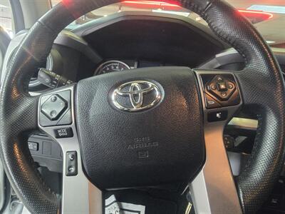 2017 Toyota Tacoma SR5 V6 4DR CREW CAB/V6   - Photo 27 - Hamilton, OH 45015