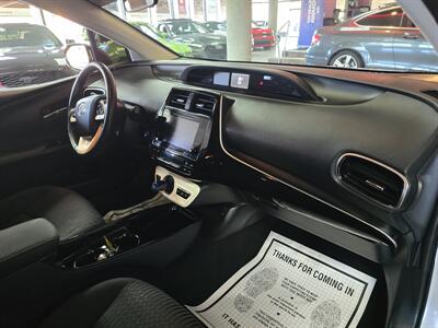2018 Toyota Prius Prime Plus   - Photo 14 - Hamilton, OH 45015