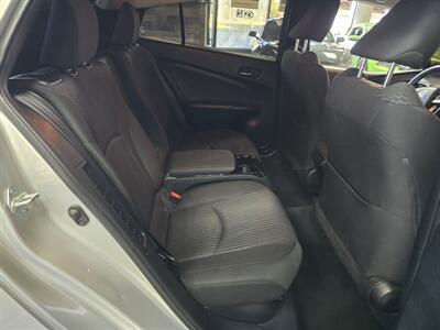 2018 Toyota Prius Prime Plus   - Photo 16 - Hamilton, OH 45015