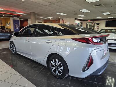 2018 Toyota Prius Prime Plus   - Photo 5 - Hamilton, OH 45015