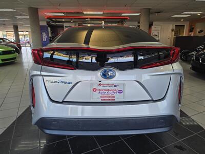 2018 Toyota Prius Prime Plus   - Photo 6 - Hamilton, OH 45015