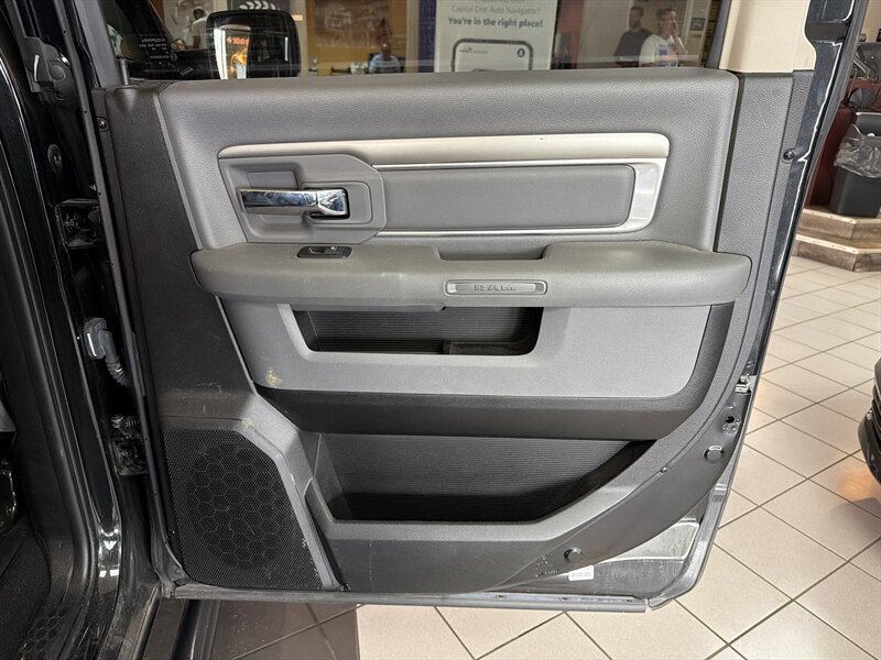 2019 RAM 1500 Classic Big Horn/CREW CAB/HEMI/4X4 - Photo 22 - Hamilton, OH 45015