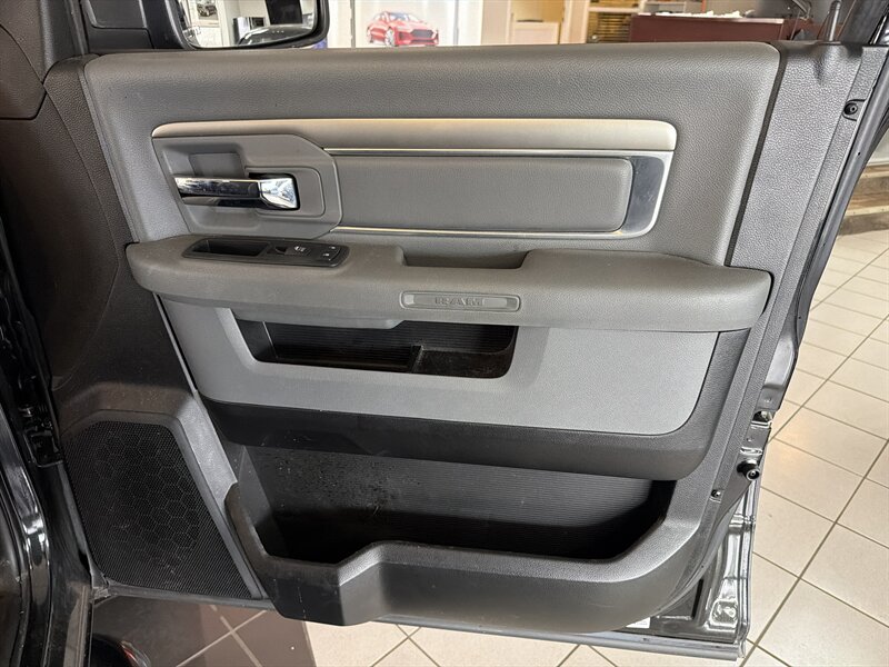 2019 RAM 1500 Classic Big Horn/CREW CAB/HEMI/4X4 - Photo 26 - Hamilton, OH 45015