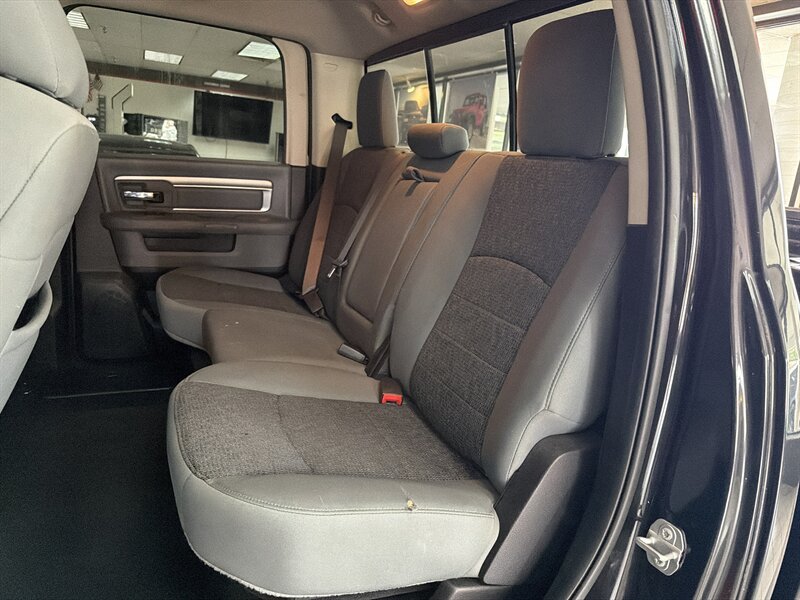 2019 RAM 1500 Classic Big Horn/CREW CAB/HEMI/4X4 - Photo 18 - Hamilton, OH 45015