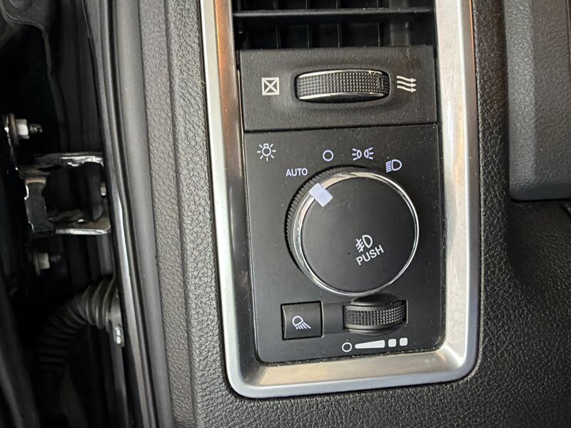 2019 RAM 1500 Classic Big Horn/CREW CAB/HEMI/4X4 - Photo 16 - Hamilton, OH 45015
