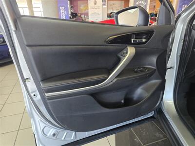 2024 Mitsubishi Eclipse Cross SE 4DR SUV AWD   - Photo 7 - Hamilton, OH 45015