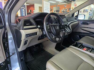 2018 Honda Odyssey Touring 4DR MINI-VAN - Photo 9 - Hamilton, OH 45015