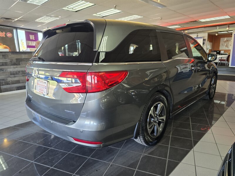2018 Honda Odyssey Touring 4DR MINI-VAN - Photo 3 - Hamilton, OH 45015