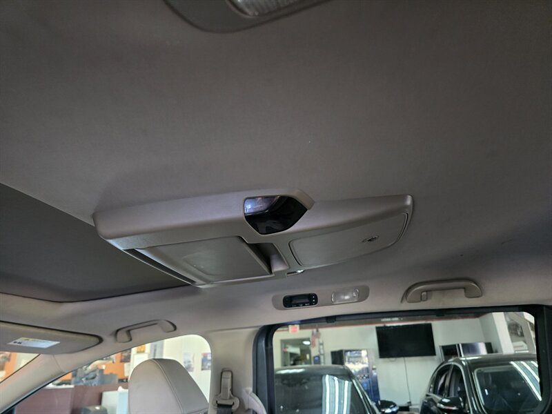 2018 Honda Odyssey Touring 4DR MINI-VAN - Photo 11 - Hamilton, OH 45015