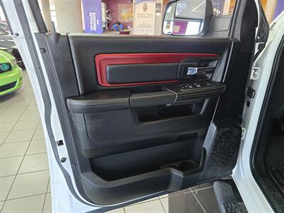 2017 RAM 1500 Rebel   - Photo 7 - Hamilton, OH 45015