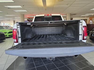 2017 RAM 1500 Rebel   - Photo 33 - Hamilton, OH 45015