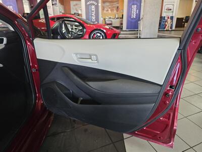 2022 Toyota Corolla LE 4DR SEDAN   - Photo 12 - Hamilton, OH 45015