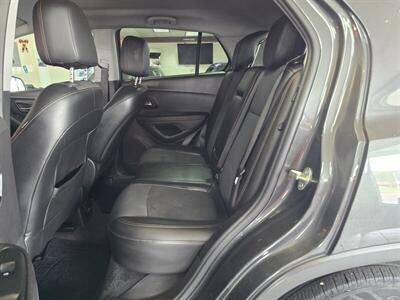 2020 Chevrolet Trax LT 4DR CROSSOVER   - Photo 11 - Hamilton, OH 45015