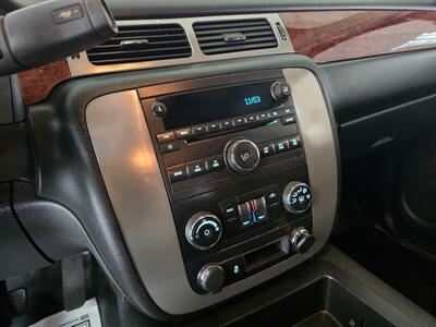 2013 GMC Yukon XL Fleet 2500 4DR SUV 4X4 - Photo 24 - Hamilton, OH 45015