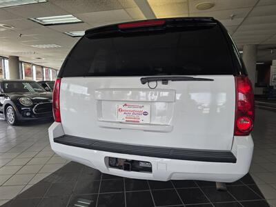2013 GMC Yukon XL Fleet 2500 4DR SUV 4X4 - Photo 6 - Hamilton, OH 45015