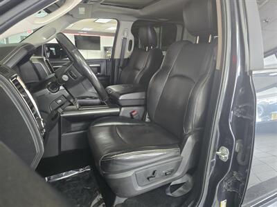 2015 RAM 1500 Sport 4DR CREW CAB 4X4   - Photo 10 - Hamilton, OH 45015