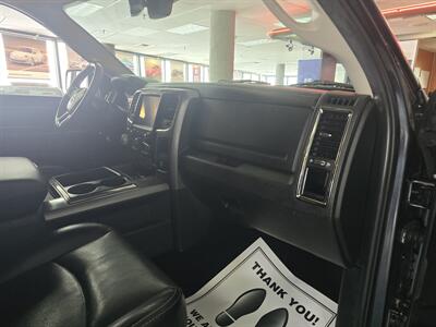 2015 RAM 1500 Sport 4DR CREW CAB 4X4   - Photo 14 - Hamilton, OH 45015