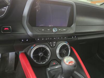 2017 Chevrolet Camaro SS 2DR COUPE V8/w2SS   - Photo 23 - Hamilton, OH 45015