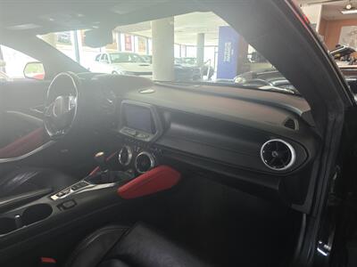 2017 Chevrolet Camaro SS 2DR COUPE V8/w2SS   - Photo 12 - Hamilton, OH 45015
