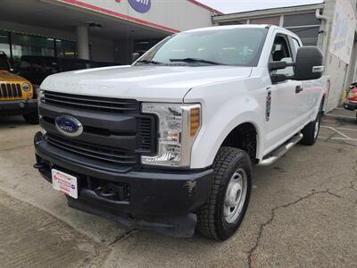 2019 Ford F-250 Super Duty XLT-EXTENDED CAB-4X4   - Photo 2 - Hamilton, OH 45015