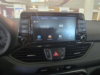2018 Hyundai Elantra GT 4DR HATCHBACK   - Photo 19 - Hamilton, OH 45015