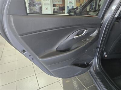 2018 Hyundai Elantra GT 4DR HATCHBACK   - Photo 10 - Hamilton, OH 45015