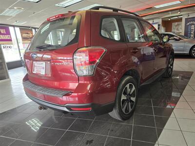 2018 Subaru Forester 2.5i - Photo 4 - Hamilton, OH 45015