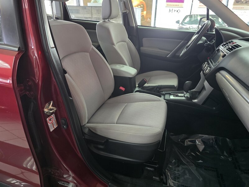 2018 Subaru Forester 2.5i - Photo 14 - Hamilton, OH 45015
