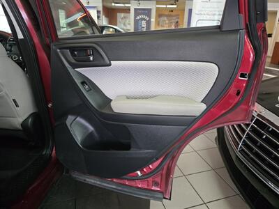 2018 Subaru Forester 2.5i - Photo 15 - Hamilton, OH 45015