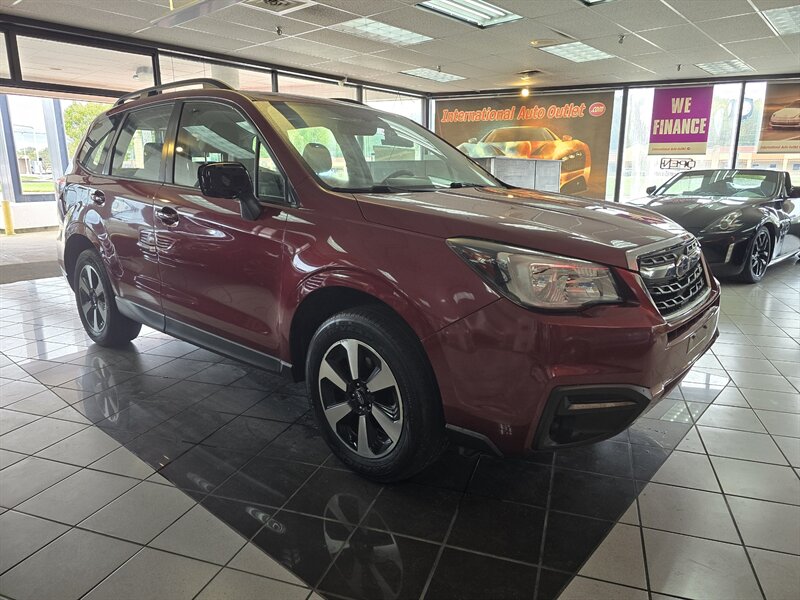 2018 Subaru Forester 2.5i - Photo 3 - Hamilton, OH 45015