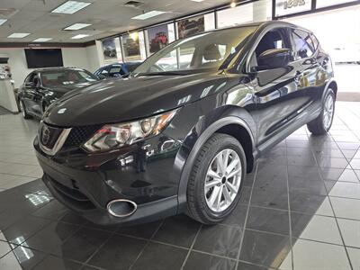 2019 Nissan Rogue Sport S   - Photo 1 - Hamilton, OH 45015