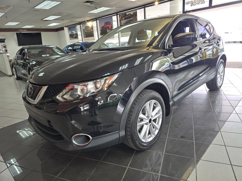 2019 Nissan Rogue Sport S - Photo 1 - Hamilton, OH 45015