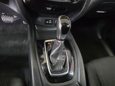2019 Nissan Rogue Sport S   - Photo 18 - Hamilton, OH 45015