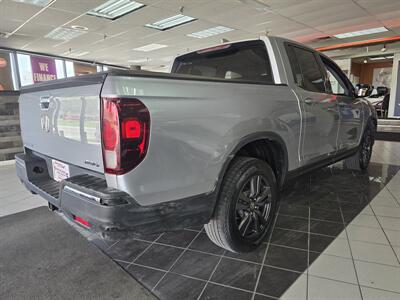 2019 Honda Ridgeline Sport 4DR CREW CAB 4X4   - Photo 4 - Hamilton, OH 45015