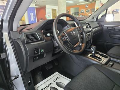 2019 Honda Ridgeline Sport 4DR CREW CAB 4X4   - Photo 8 - Hamilton, OH 45015