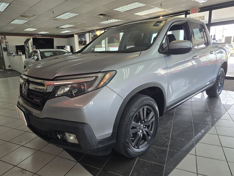 2019 Honda Ridgeline Sport 4DR CREW CAB 4X4   - Photo 1 - Hamilton, OH 45015