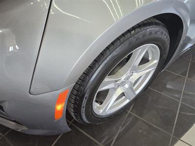 2023 Chevrolet Camaro LT  2DR CONVERTIBLE w/1LT   - Photo 31 - Hamilton, OH 45015