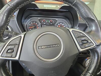 2023 Chevrolet Camaro LT  2DR CONVERTIBLE w/1LT   - Photo 28 - Hamilton, OH 45015
