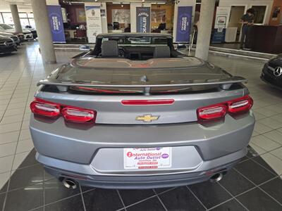 2023 Chevrolet Camaro LT  2DR CONVERTIBLE w/1LT   - Photo 6 - Hamilton, OH 45015