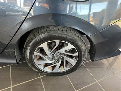 2017 Honda Civic EX   - Photo 28 - Hamilton, OH 45015