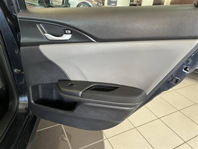 2017 Honda Civic EX   - Photo 22 - Hamilton, OH 45015
