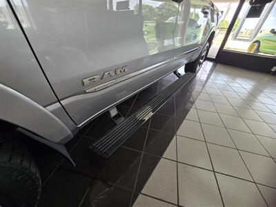 2019 RAM 1500 Limited 4dr CREW CAB 4X4   - Photo 41 - Hamilton, OH 45015