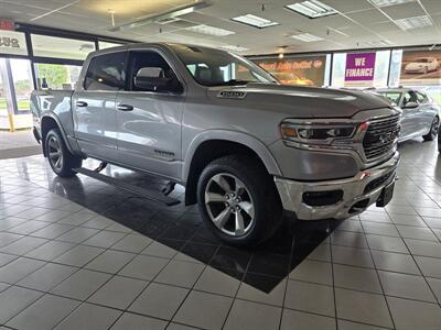 2019 RAM 1500 Limited 4dr CREW CAB 4X4   - Photo 3 - Hamilton, OH 45015
