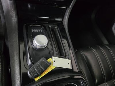 2021 Chrysler 300 Series S V6   - Photo 16 - Hamilton, OH 45015