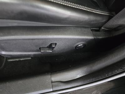 2021 Chrysler 300 Series S V6   - Photo 15 - Hamilton, OH 45015