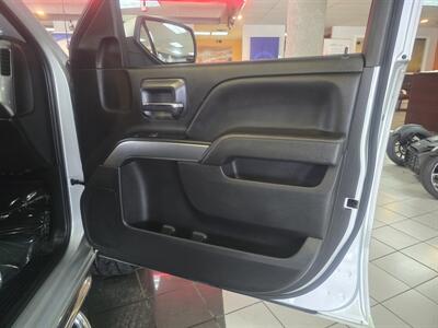 2018 Chevrolet Silverado 1500 LT EXTENDED CAB - Photo 12 - Hamilton, OH 45015